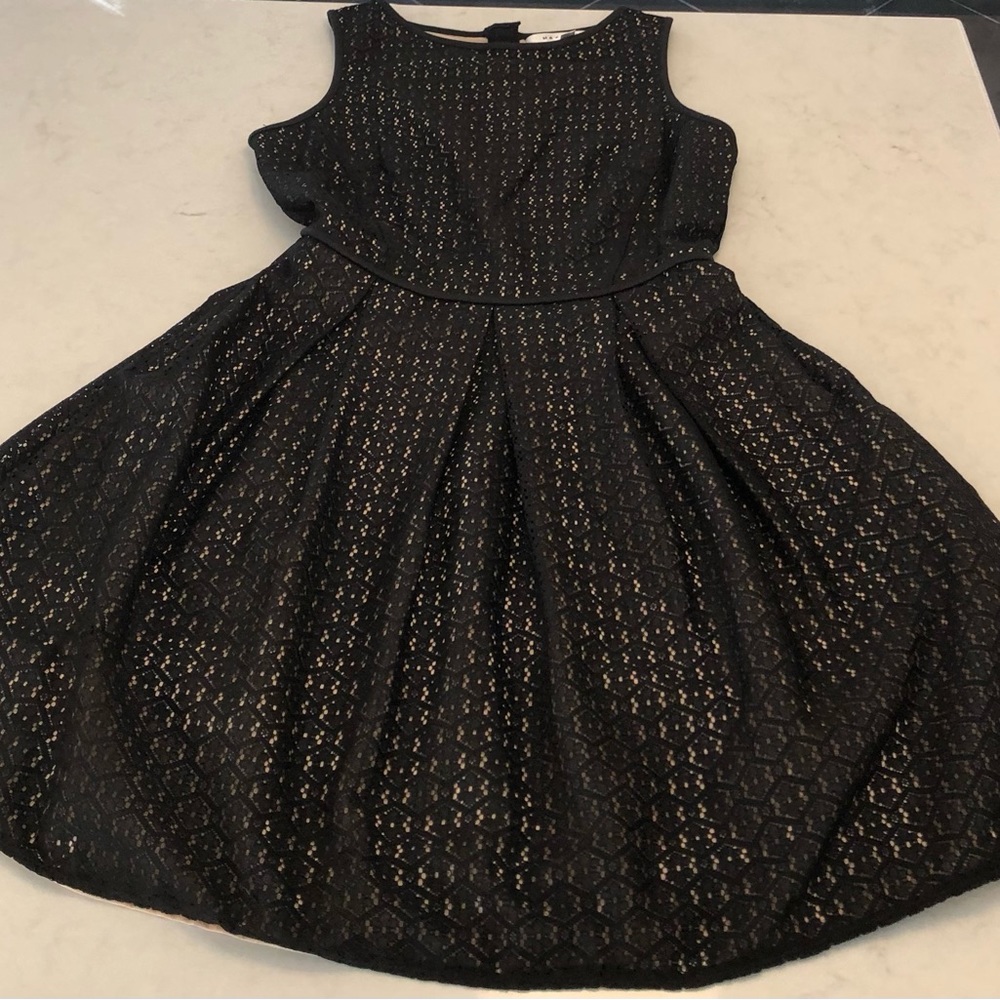 MAX STUDIO Black Cocktail Party Dress Women’s Size 2